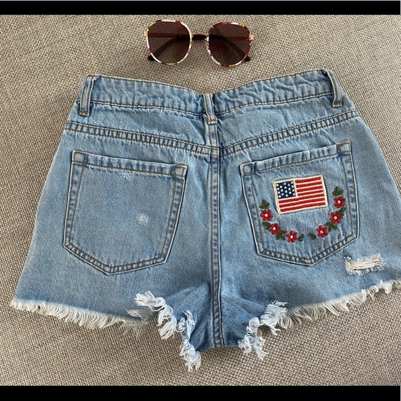 Jean shorts - Picture 3 of 6